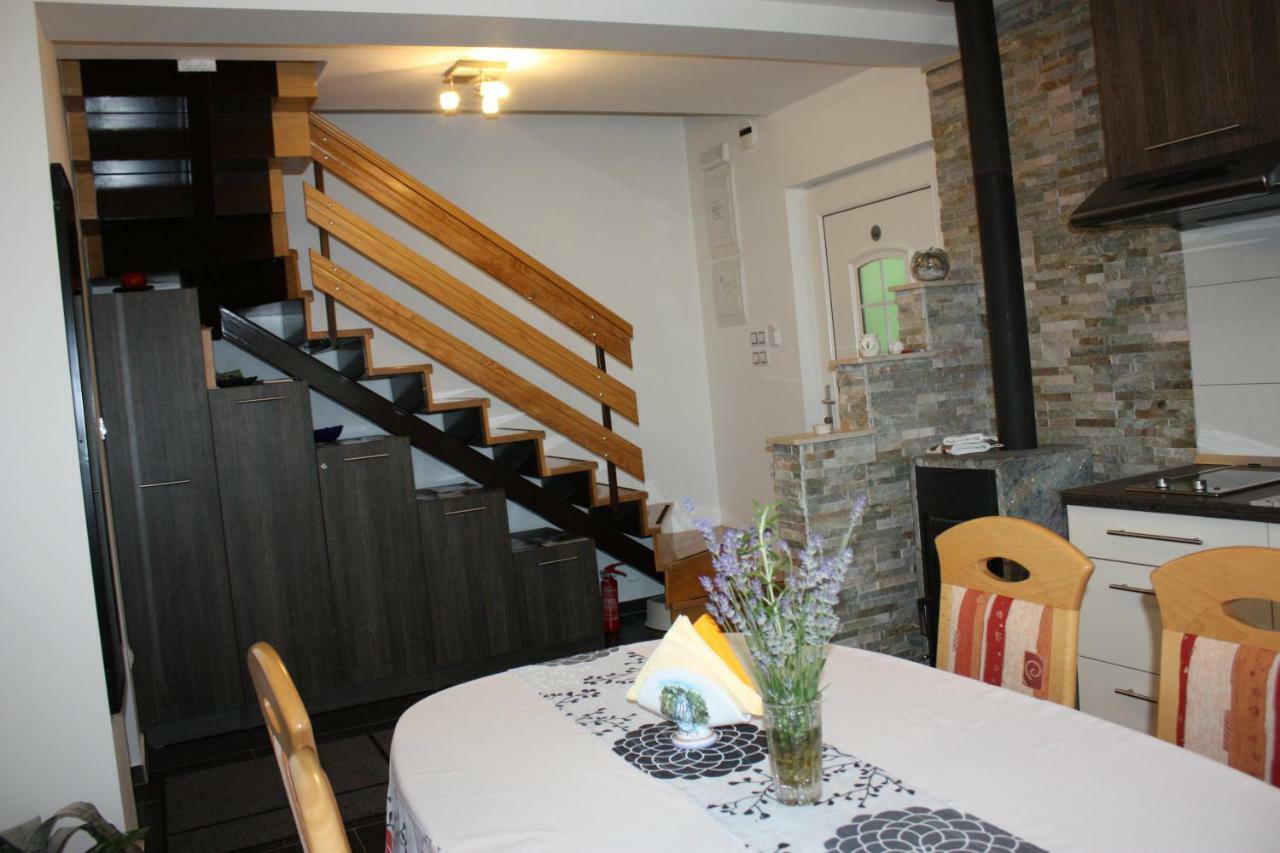 D.I.M. Holiday House Seliste Dreznicko Bagian luar foto